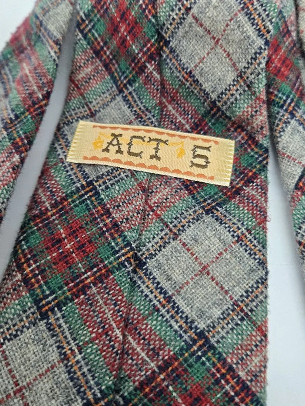 Vintage Act 5 Classic Texturized Polyester Plaid Mens Tie, 1960s - 1970s